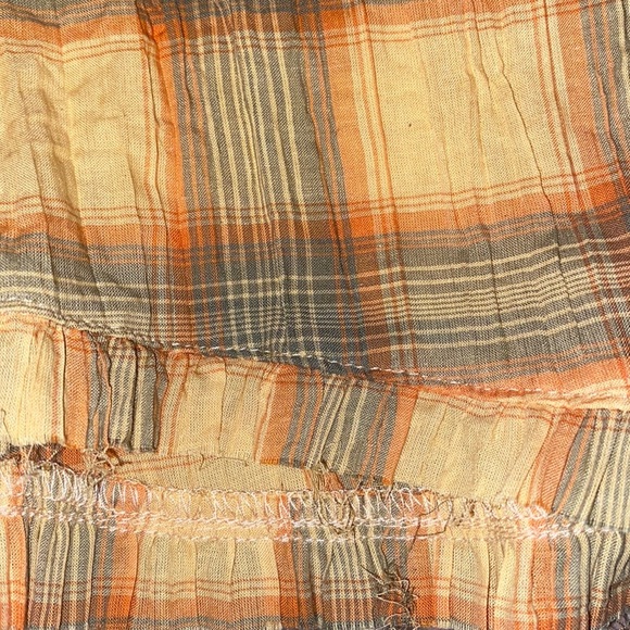 UO Lorelei crinkle romper - Picture 2 of 2